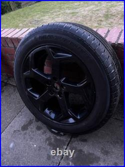 Brand New 4 Wheels Taken From LAND ROVER RANGE ROVER SPORT HSE SD4 AUTO Brand New 4 Wheels Taken From LAND ROVER RANGE ROVER SPORT HSE SD4 AUTO