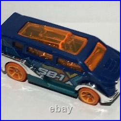 Hot Wheels Gallop Viper Van from 2021 from 2021 Track Builder Set LOOSE