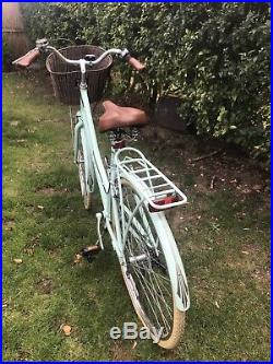 Ladies Victoria Pendelton Bike 28 Wheel Collection From Colchester, Essex