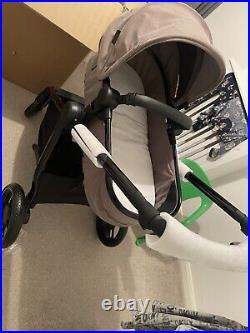 Maxi cosi Zelia Luxe 2 in 1 travel system