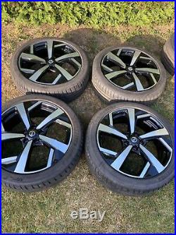Nissan qashqai 19 alloy wheels Tekna 225/45/19 Only Covered 500 Miles From New