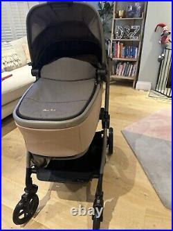 Silver cross reef pram