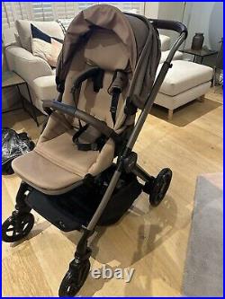 Silver cross reef pram