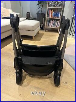 Silver cross reef pram