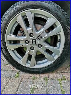 Wheels Honda 17 alloys from 2010 Civic 2 new tyres and 2 with 3/4 mm tread